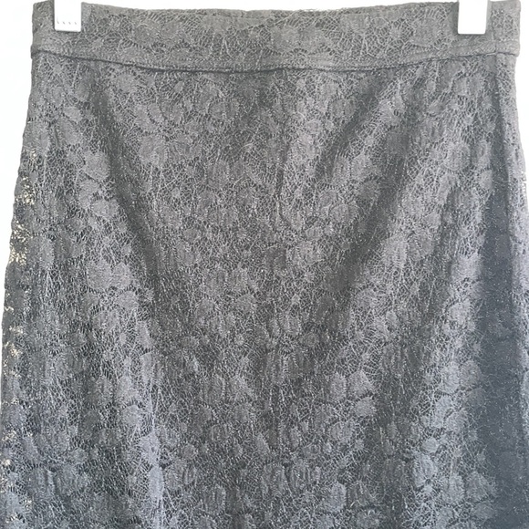 FOREVER 21 black lace pencil midi skirt in women’s small - Picture 6 of 8